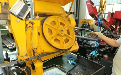 孝昌金属带锯床的日常使用和保养注意事项！